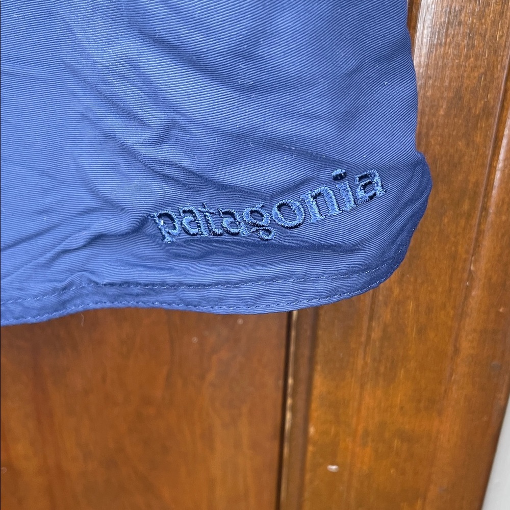 Patagonia Size 38 Navy Swim Shorts with Drawstring - Picture 3 of 5